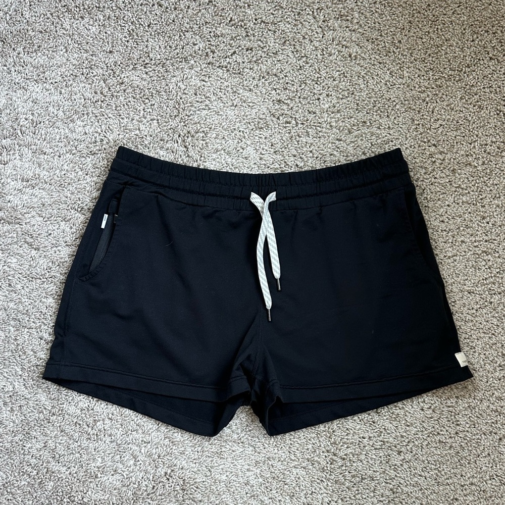 Vuori Black Women's Shorts